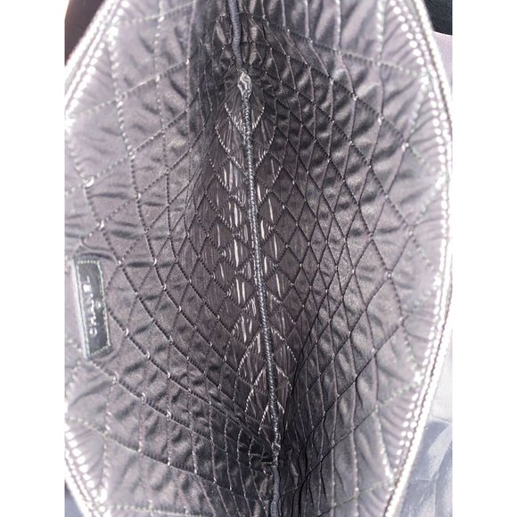 SOLD Chanel Boy O Case Clutch Quilted Caviar Large - Picture 7 of 8